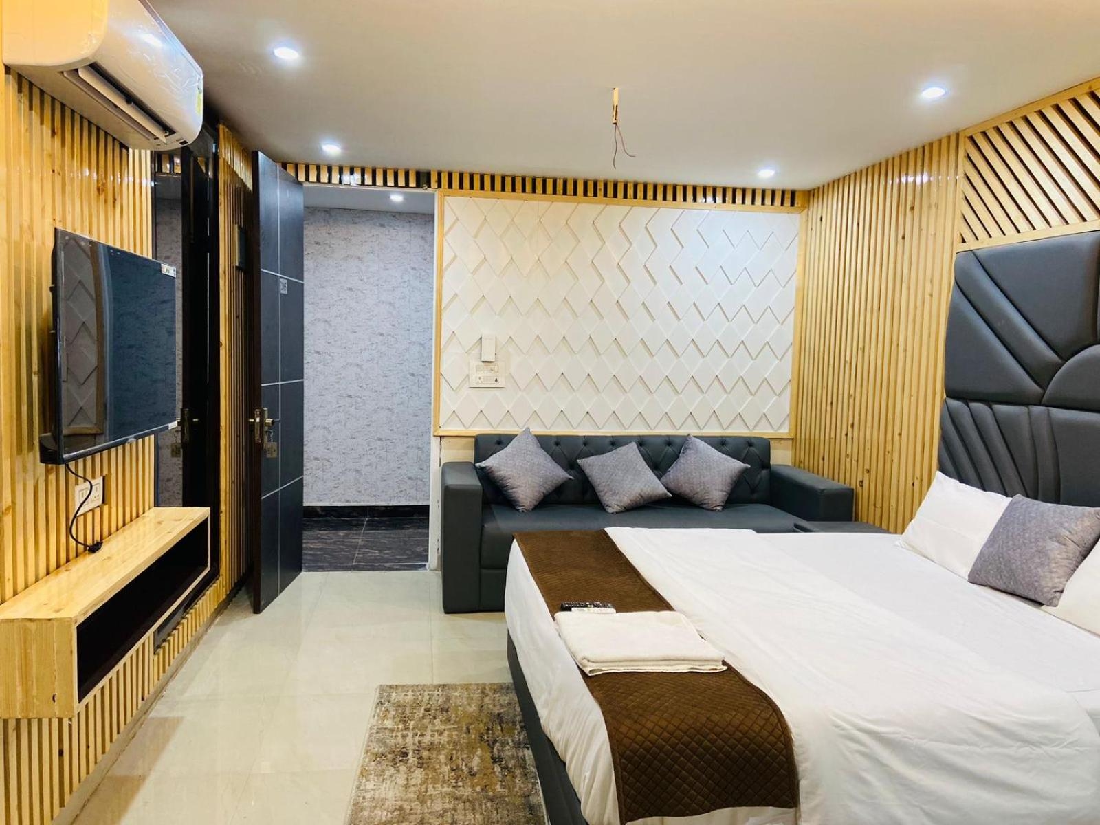Bob Adventures Otel Dehradun Dış mekan fotoğraf